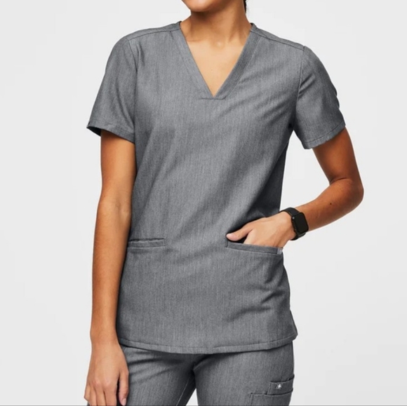 CasmaThree-Pocket Top & Zamora Jogger Pants - Graphite - Picture 2 of 3